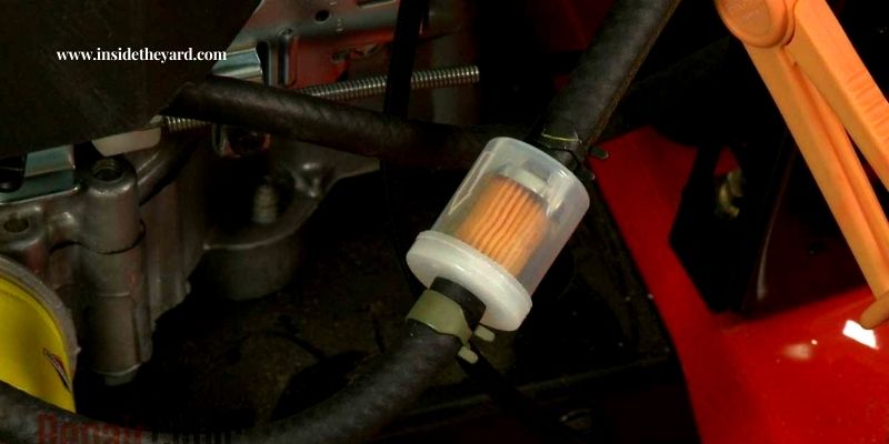 el filtro de combustible del cortacésped no se llena