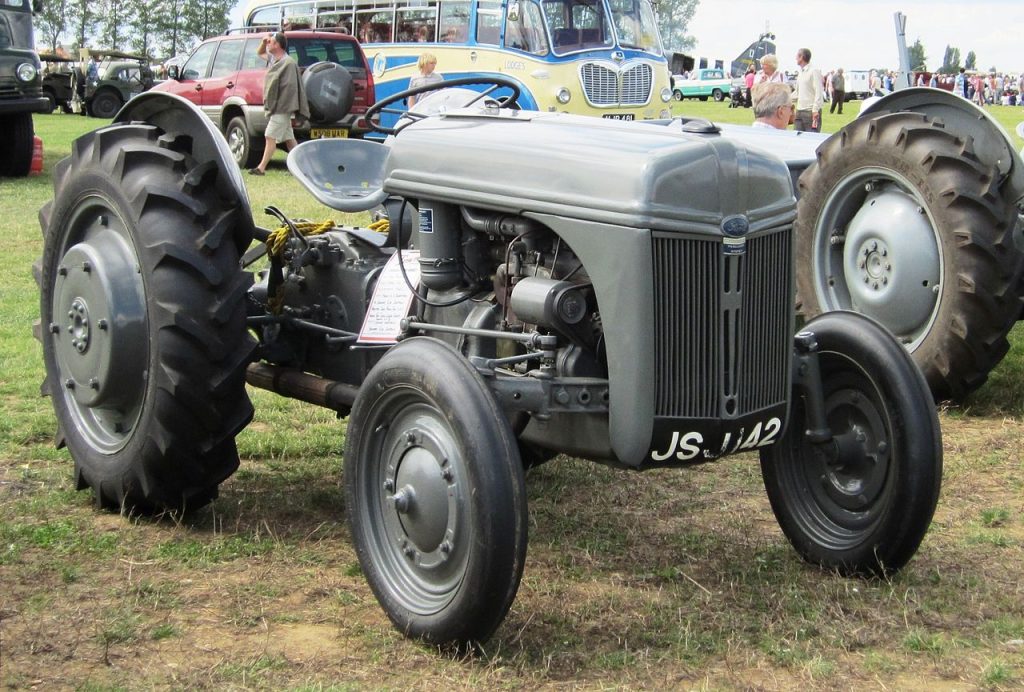 tractor ford 9N