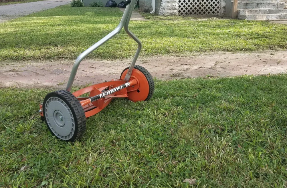 American Lawn Mower Company 1304-14 Reel Lawn Mower
