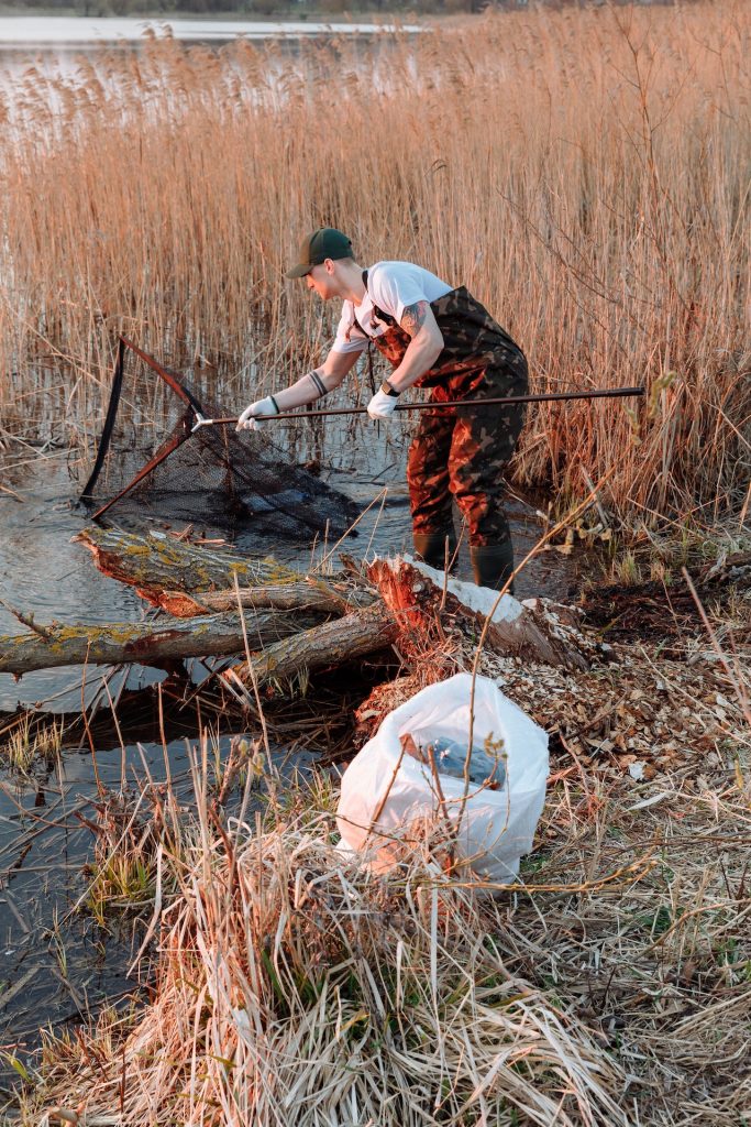 pond cleaning